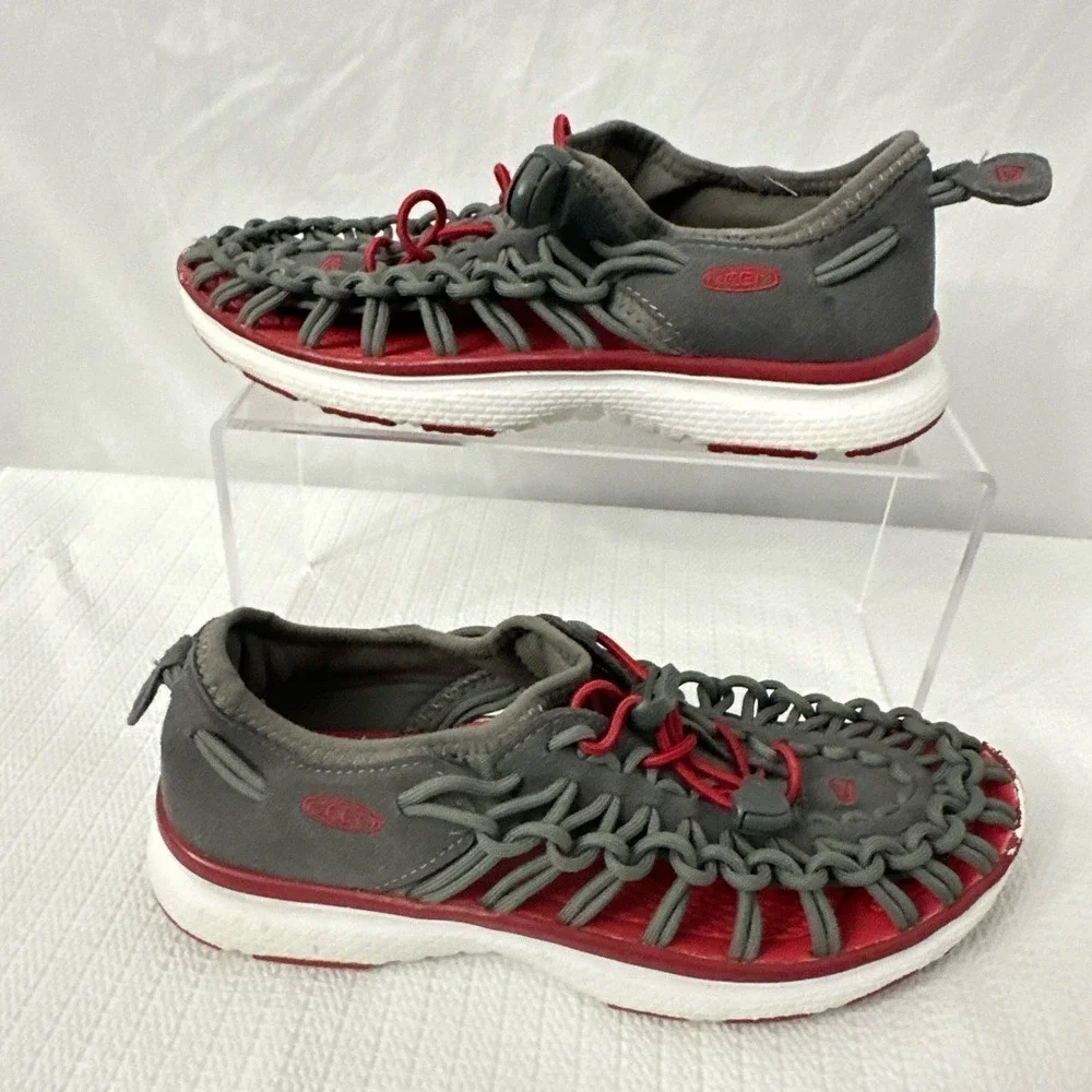 Keen Uneek Sandals Youth Boys Size 3 Gray Red Hiking Trail